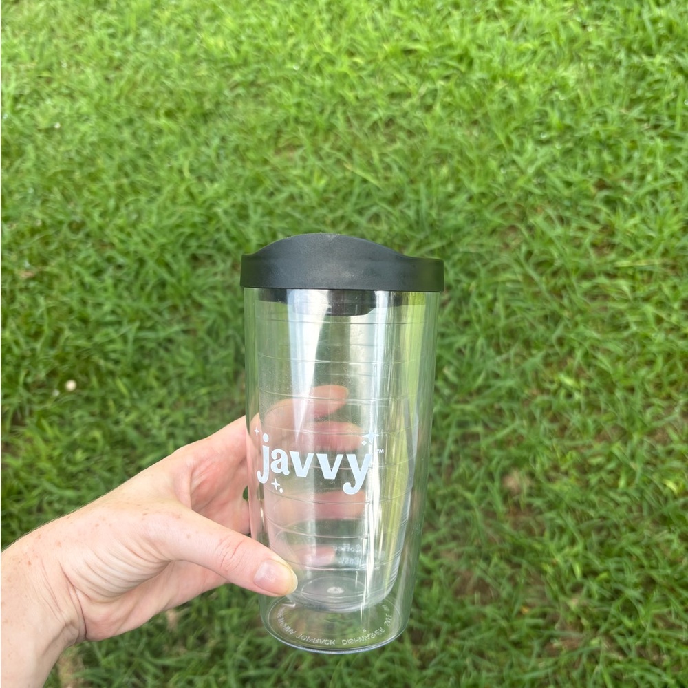 Javvy Clear Tumbler with Black Lid - Picture 5 of 5